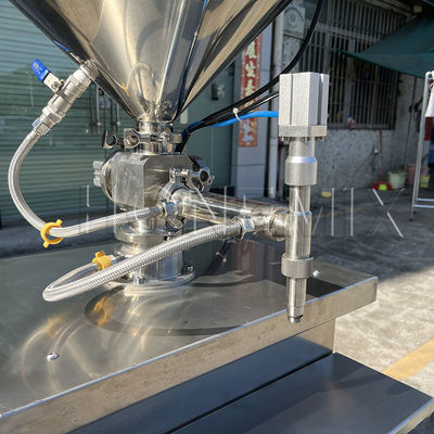 Kosmetyczna maszyna do napełniania balsamem podgrzewanym Semi-Auto Vertical Filling Machine